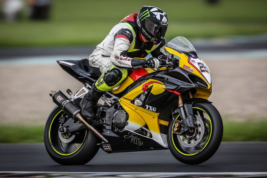 ALNE Lederkombi Reparatur Stutz Motorradrennen
