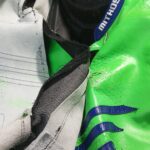 Weiter machen eines Mithos Lederkombi bei ALNE